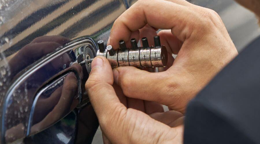 Expert tile roof repair services in Blue Mound, IL